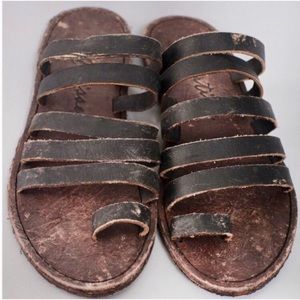 Matisse Rosie Distressed Slip-on Sandal